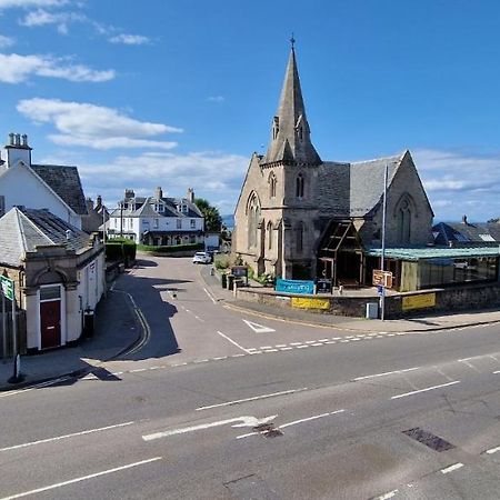 Colin Young Place Nairn Exteriör bild