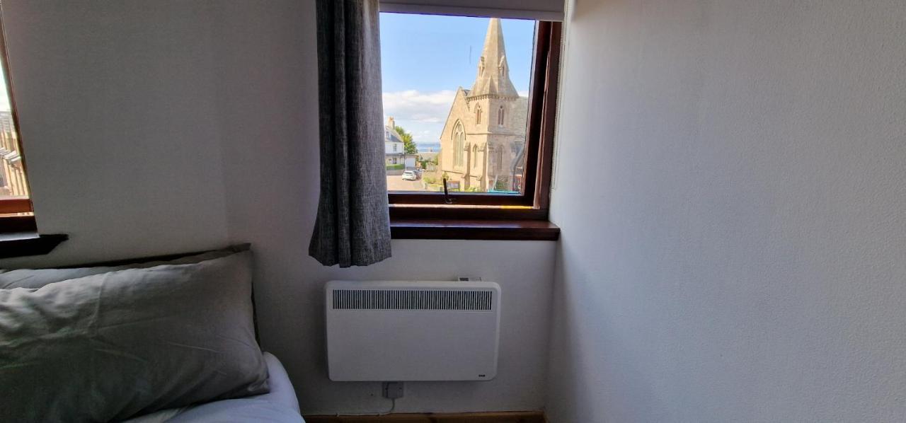 Colin Young Place Nairn Exteriör bild