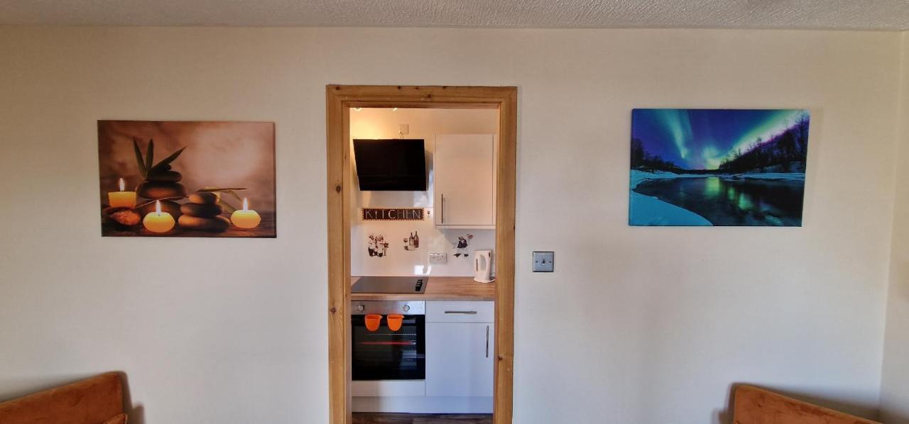 Colin Young Place Nairn Exteriör bild